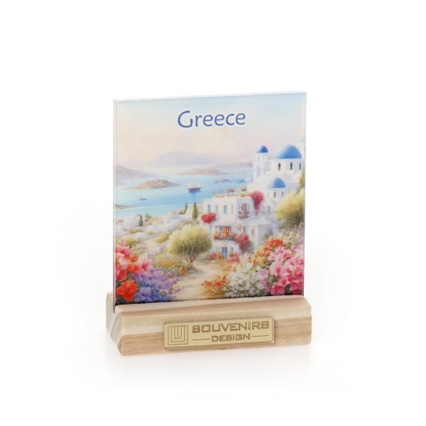 Σουβενίρ πλεξιγκλάς με εικόνα παραδοσιακού ελληνικού νησιού με λευκά σπίτια και μπλε τρούλους – Souvenirs Design